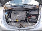 VOLKSWAGEN NEW BEETLE GLS 1.8T 3VWCD31Y54M****** снимка