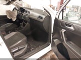 VOLKSWAGEN TIGUAN 2.0T SE/2.0T SE R-LINE BLACK/2.0T SEL 3VV2B7AX7MM110510 photo