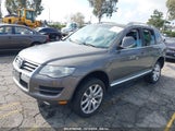 VOLKSWAGEN TOUAREG VR6 FSI WVGBF7A94AD****** снимка