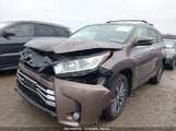 TOYOTA HIGHLANDER HYBRID XLE 5TDJGRFH7HS****** снимка