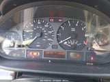 BMW 325I WBAEV33415KW16936 снимка