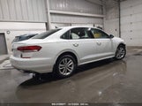 VOLKSWAGEN PASSAT 2.0T S 1VWAA7A31LC****** снимка