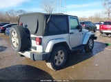 JEEP WRANGLER SAHARA 1J8FA54188L****** снимка