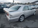 MERCEDES-BENZ E 320 SPECIAL EDITION WDBJF65J62B****** снимка