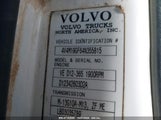 VOLVO VN VNM 4V4M19GF64N355815 снимка