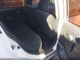 Nissan Versa 1.8S 3N1BC1CP3BL427101 снимка