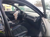 VOLVO XC40 T5 R-DESIGN YV4162UMXN2****** снимка