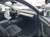 TESLA MODEL Y LONG RANGE DUAL MOTOR ALL-WHEEL DRIVE 7SAYGAEE8RF210386 photo