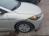 HYUNDAI ELANTRA SE photo