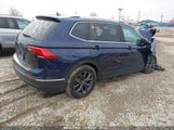 VOLKSWAGEN TIGUAN 2.0T SE 3VVMB7AX5PM****** photo