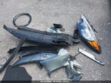 TOYOTA CAMRY LE 4T1C11AK2NU****** снимка