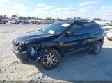 JEEP CHEROKEE SPORT 1C4PJMAB8FW****** снимка