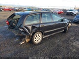 VOLVO V40 A YV1VW29512F803232 снимка