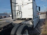VOLVO VN VNL 4V4NC9EH7GN938692 снимка