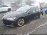 TESLA MODEL S 60/75 5YJSA1E14HF188287 fotografie
