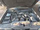 LINCOLN TOWN CAR EXECUTIVE 1L1FM88W07Y****** снимка