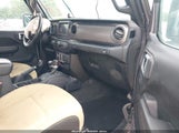 JEEP WRANGLER UNLIMITED SPORT S 4X4 1C4HJXDNXMW610618 fotografie