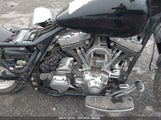HARLEY-DAVIDSON FLHPI 1HD1FHW14XY617557 снимка