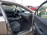 LEXUS NX 300H JTJGJRDZ9M2****** снимка