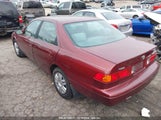 TOYOTA CAMRY LE 4T1BG28K6YU****** снимка