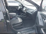 Hyundai Tucson Gls KM8JUCAC6AU091221 снимка