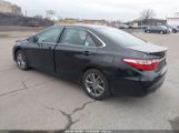 TOYOTA CAMRY SE photo