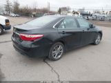 TOYOTA CAMRY SE photo