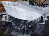 VOLVO XC40 T5 R-DESIGN YV4162UM4M2510905 photo