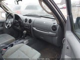JEEP LIBERTY SPORT 1J8GL48K56W****** снимка