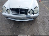MERCEDES-BENZ CLK 430 WDBLJ70G9YF****** снимка