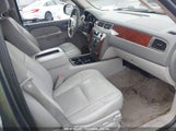 CHEVROLET SUBURBAN 1500 LT1 1GNSCJE05BR****** снимка