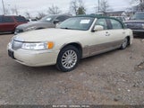 LINCOLN TOWN CAR CARTIER 1LNHM85W41Y****** photo