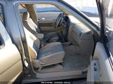 NISSAN PATHFINDER SE JN8DR07X61W****** снимка