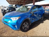 Toyota Rav4 Le JTMBFREV9JJ256357 снимка