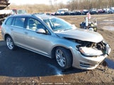 VOLKSWAGEN GOLF TSI SEL 4-DOOR 3VW217AU7FM500157 photo