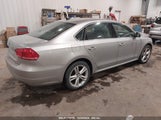 VOLKSWAGEN PASSAT 2.0L TDI SE 1VWBN7A32EC095000 снимка