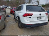 VOLKSWAGEN TIGUAN 2.0T SE 3VV2B7AX5NM055508 снимка