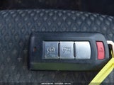 MITSUBISHI OUTLANDER SE/SEL JA4AZ3A38HZ017134 снимка