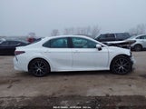 TOYOTA CAMRY SE 4T1T11AK3RU873579 fotografie