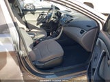 HYUNDAI ELANTRA SE KMHDH4AEXGU647130 снимка