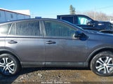 TOYOTA RAV4 LE JTMBFREV7JJ****** снимка