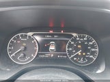 NISSAN ROGUE SV FWD JN8BT3BA3PW****** photo