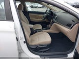 HYUNDAI ELANTRA VALUE EDITION 5NPD84LF3HH185306 снимка