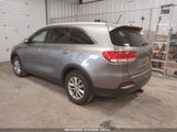 KIA SORENTO 2.4L LX 5XYPG4A37GG180950 photo