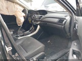 HONDA ACCORD LX 1HGCR2F3XFA255811 снимка