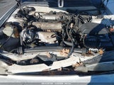 TOYOTA CAMRY DX/LE/XLE 4T1BG12K3TU747724 снимка