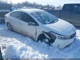 KIA FORTE LX 3KPFK4A76JE236975 снимка