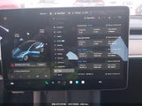 TESLA MODEL 3 STANDARD RANGE PLUS REAR-WHEEL DRIVE 5YJ3E1EA3MF043860 снимка