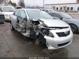 TOYOTA COROLLA LE 1NXBU4EE6AZ255069 снимка