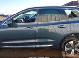 VOLVO XC60 RECHARGE PLUG-IN HYBRID T8 PLUS BRIGHT THEME YV4H60DE7P1259514 снимка